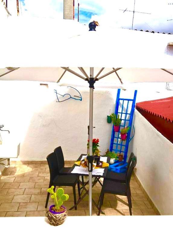 Antiche Mura Apartments "Nel Cuore Della Puglia"Bivani, Cucina, Terrazzo Turi Exterior foto